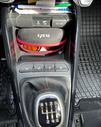 Kia Stonic cena 68000 przebieg: 82000, rok produkcji 2018 z Toruń małe 92